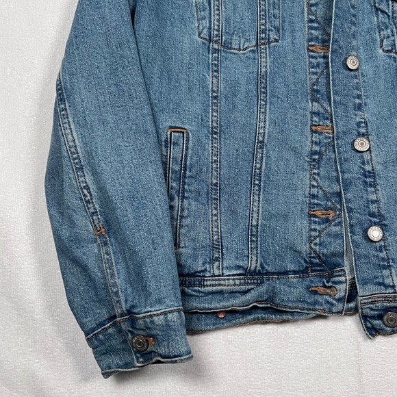 Old Navy Denim Jacket Womens LG Button‎ Front Pockets Blue Trucker Jean Jacket - Picture 9 of 14